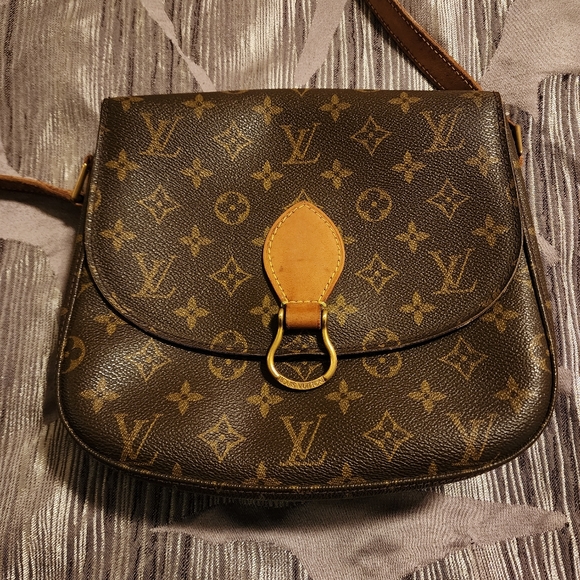 Louis VuittonSaint Cloud GM Cross Body Bag - Picture 11 of 11